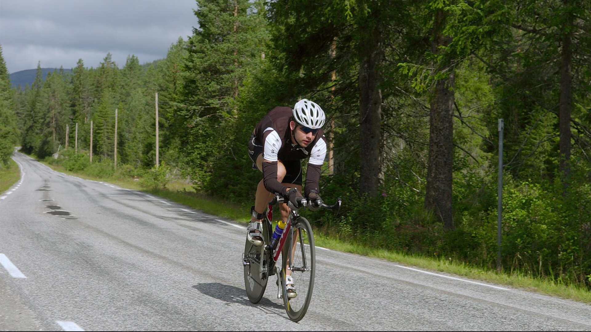 凯特·道格拉斯用速度征服200米蛙泳，道格拉斯 凯尼恩